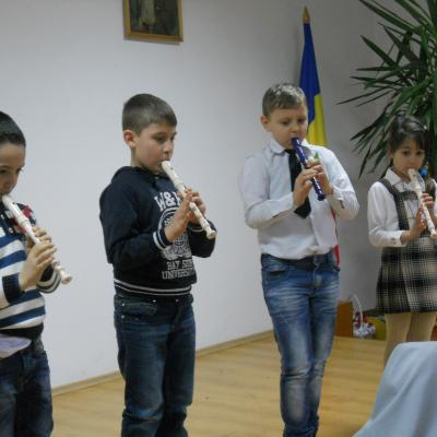 2 martie: Huşi: Gânduri pentru mame