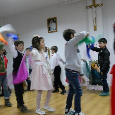 2 martie: Huşi: Gânduri pentru mame