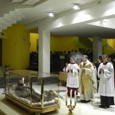 4 martie: Oneşti: Comemorarea naşterii pentru cer a fratelui Ieremia Valahul
