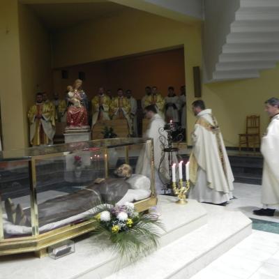 4 martie: Oneşti: Comemorarea naşterii pentru cer a fratelui Ieremia Valahul