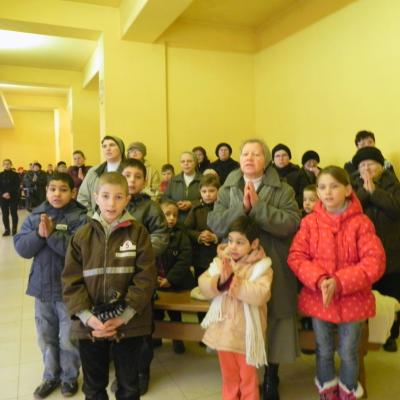 4 martie: Oneşti: Comemorarea naşterii pentru cer a fratelui Ieremia Valahul