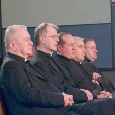15 martie: Bucureşti: Piesa Anton Durcovici - omul cu faţa de bronz la Teatrul "Ţăndărică"