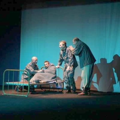 15 martie: Bucureşti: Piesa Anton Durcovici - omul cu faţa de bronz la Teatrul "Ţăndărică"