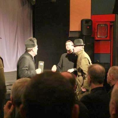 15 martie: Bucureşti: Piesa Anton Durcovici - omul cu faţa de bronz la Teatrul "Ţăndărică"