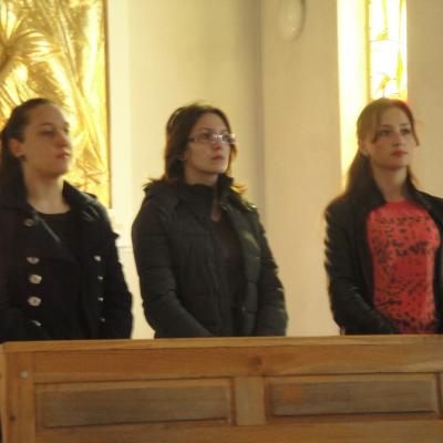 18 martie: Bacău: Liceeni pe Calea sfintei cruci pentru viaţă