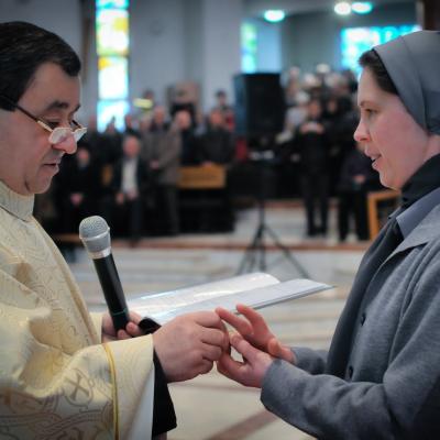 19 martie: Bacău: Profesiunea solemnă a sr. Monica Martin