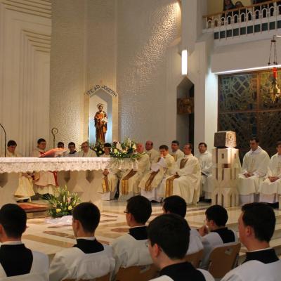 19 martie: Iaşi: Sărbătoarea Sfântul Iosif - hramul Institutului Teologic şi instituirea de lectori şi acoliţi