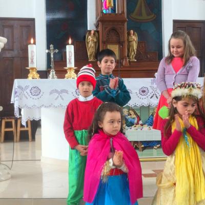23 martie Valea Mică: Carnavalul florilor