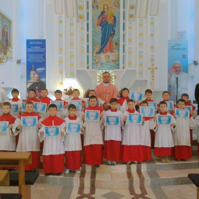 30 martie: Iugani: Un nou entuziasm în rândurile ministranţilor