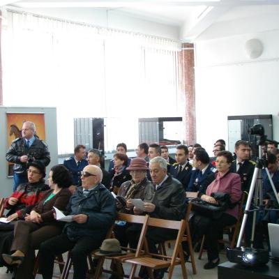 3 aprilie: Bacău: Conferinţa ştiinţifică "Ouăle de Paşti la români"