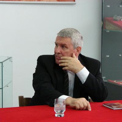 3 aprilie: Bacău: Conferinţa ştiinţifică "Ouăle de Paşti la români"
