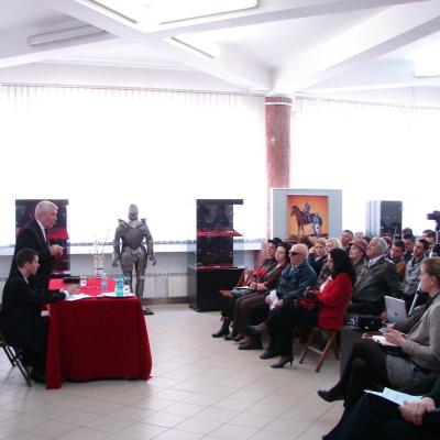 3 aprilie: Bacău: Conferinţa ştiinţifică "Ouăle de Paşti la români"
