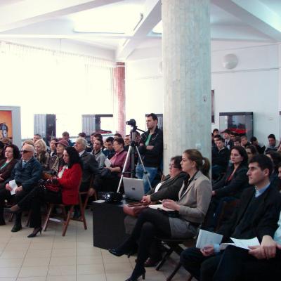 3 aprilie: Bacău: Conferinţa ştiinţifică "Ouăle de Paşti la români"