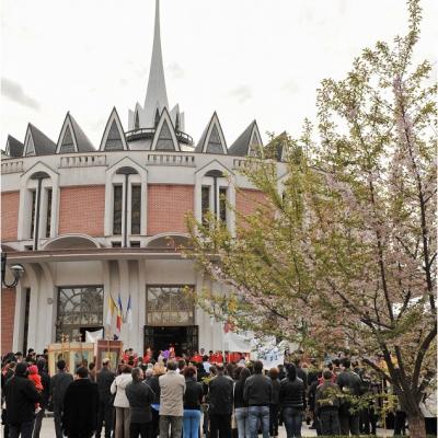 13 aprilie: Iaşi: Duminica Floriilor, pentru toţi cei cu suflet tânăr