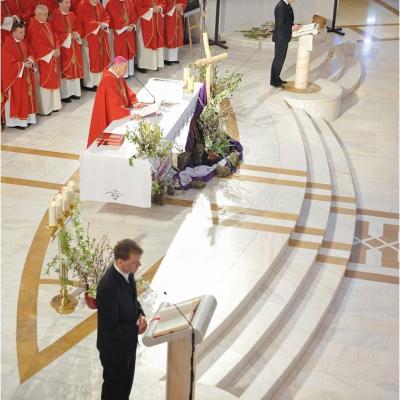 13 aprilie: Iaşi: Duminica Floriilor, pentru toţi cei cu suflet tânăr