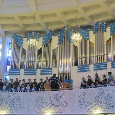 13 aprilie: Iaşi: Duminica Floriilor, pentru toţi cei cu suflet tânăr