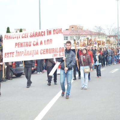 13 aprilie: Bacău: Ziua Tineretului