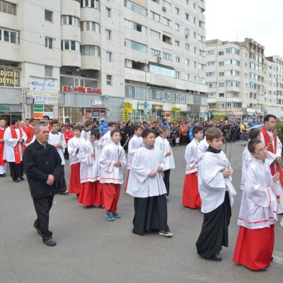 13 aprilie: Bacău: Ziua Tineretului