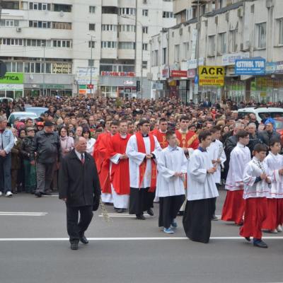 13 aprilie: Bacău: Ziua Tineretului