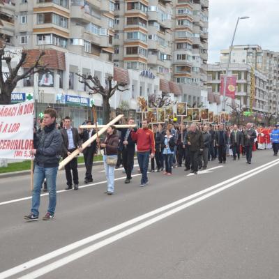 13 aprilie: Bacău: Ziua Tineretului