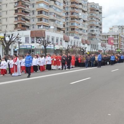 13 aprilie: Bacău: Ziua Tineretului