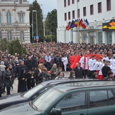 13 aprilie: Bacău: Ziua Tineretului
