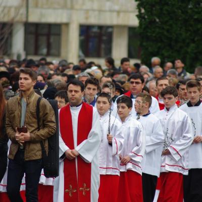 13 aprilie: Bacău: Ziua Tineretului
