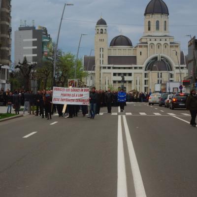 13 aprilie: Bacău: Ziua Tineretului