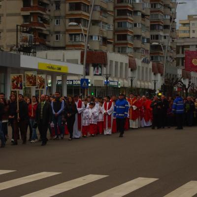 13 aprilie: Bacău: Ziua Tineretului