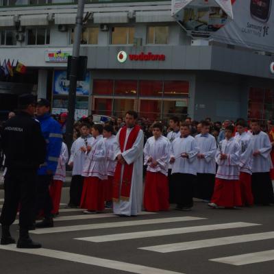 13 aprilie: Bacău: Ziua Tineretului