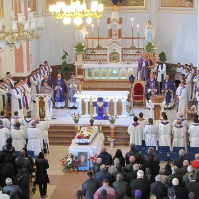 14 aprilie: Luizi-Călugăra: Funeraliile părintelui Iosif Işvanca