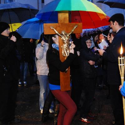 15 aprilie: Iaşi: Calea crucii pe Dealul Cetăţuia