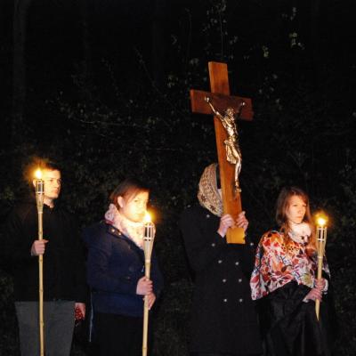 15 aprilie: Iaşi: Calea crucii pe Dealul Cetăţuia