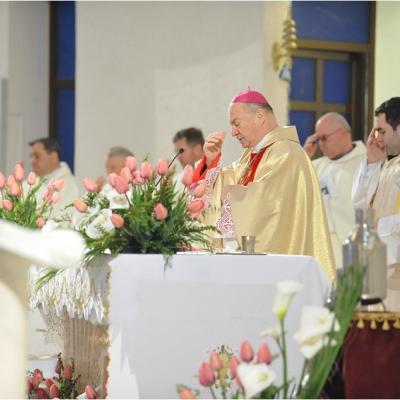 17 aprilie: Iaşi: Liturghia crismei
