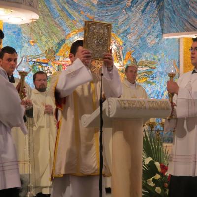 17 aprilie: Iaşi: Liturghia crismei