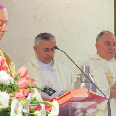 17 aprilie: Iaşi: Liturghia crismei
