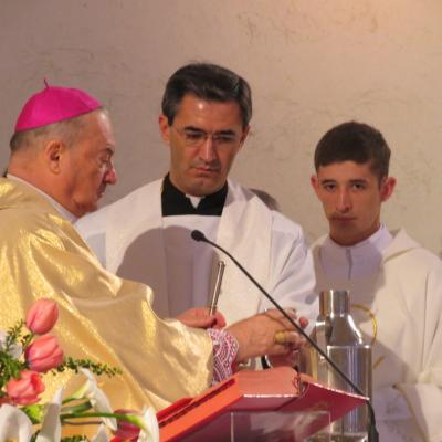 17 aprilie: Iaşi: Liturghia crismei