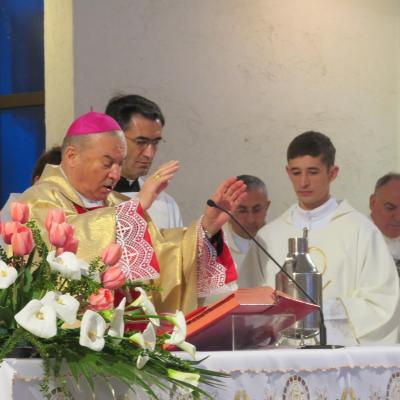 17 aprilie: Iaşi: Liturghia crismei