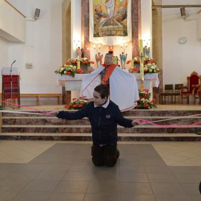 21 aprilie: Cleja "Sfântul Francisc": Program artistic pregătit de copii