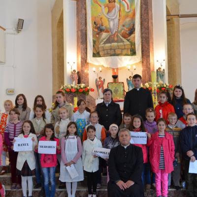 21 aprilie: Cleja "Sfântul Francisc": Program artistic pregătit de copii