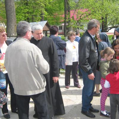 22 aprilie: Iaşi ("Sfânta Tereza"): Martori ai învierii, la bolnavii de la Grajduri