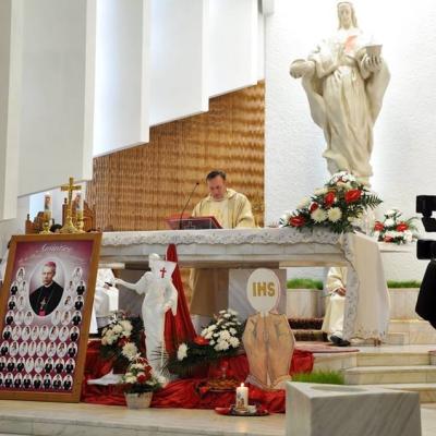 27 aprilie: Gherăeşti: Duminica Divinei Milostiviri