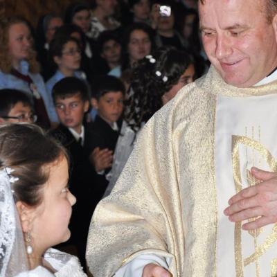 27 aprilie: Gherăeşti: Duminica Divinei Milostiviri