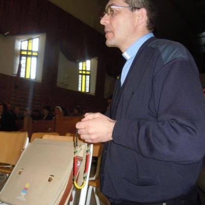 27 aprilie: Gherăeşti: Duminica Divinei Milostiviri