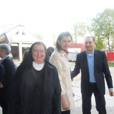 27 aprilie: Gherăeşti: Duminica Divinei Milostiviri