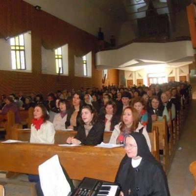 27 aprilie: Gherăeşti: Duminica Divinei Milostiviri