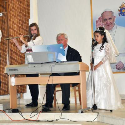27 aprilie: Gherăeşti: Duminica Divinei Milostiviri