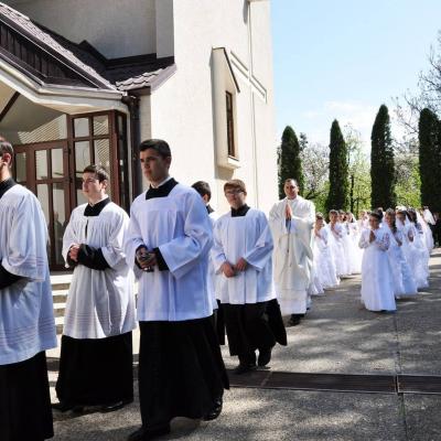 27 aprilie: Gherăeşti: Duminica Divinei Milostiviri
