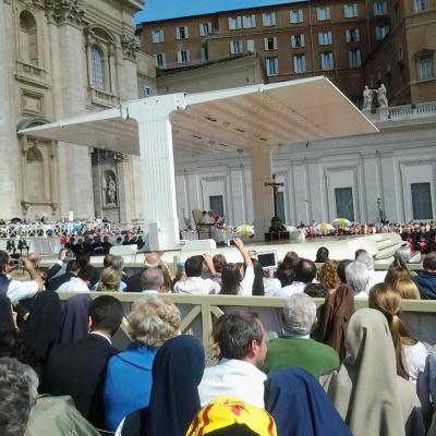 30 aprilie: Vatican: Binecuvântarea de către papa Francisc a noilor veşminte şi coroane ale Icoanei Maicii Domnului de la Cacica, în cadrul audienţei generale, fiindu-i prezentate de o delegaţie condusă de PS Petru Gherghel