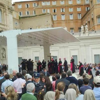 30 aprilie: Vatican: Binecuvântarea de către papa Francisc a noilor veşminte şi coroane ale Icoanei Maicii Domnului de la Cacica, în cadrul audienţei generale, fiindu-i prezentate de o delegaţie condusă de PS Petru Gherghel